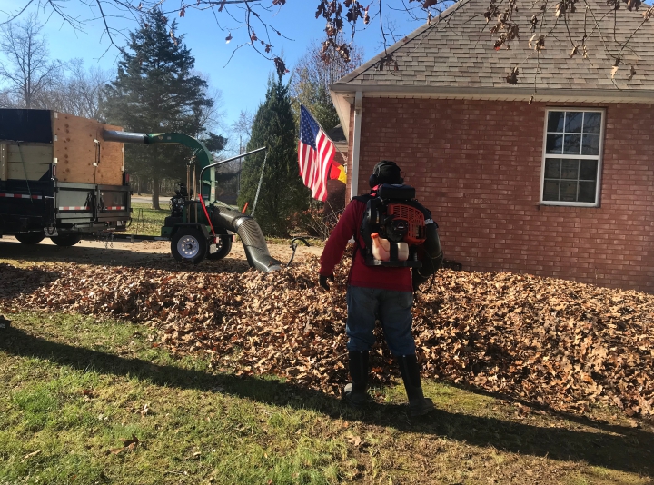 Lawn Care Poplar Bluff